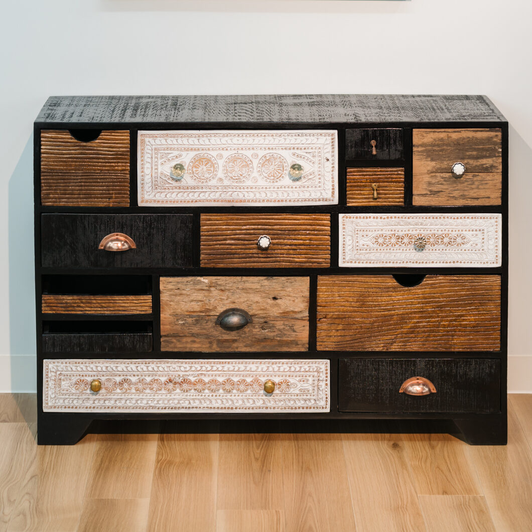 Finca（14Drawers）