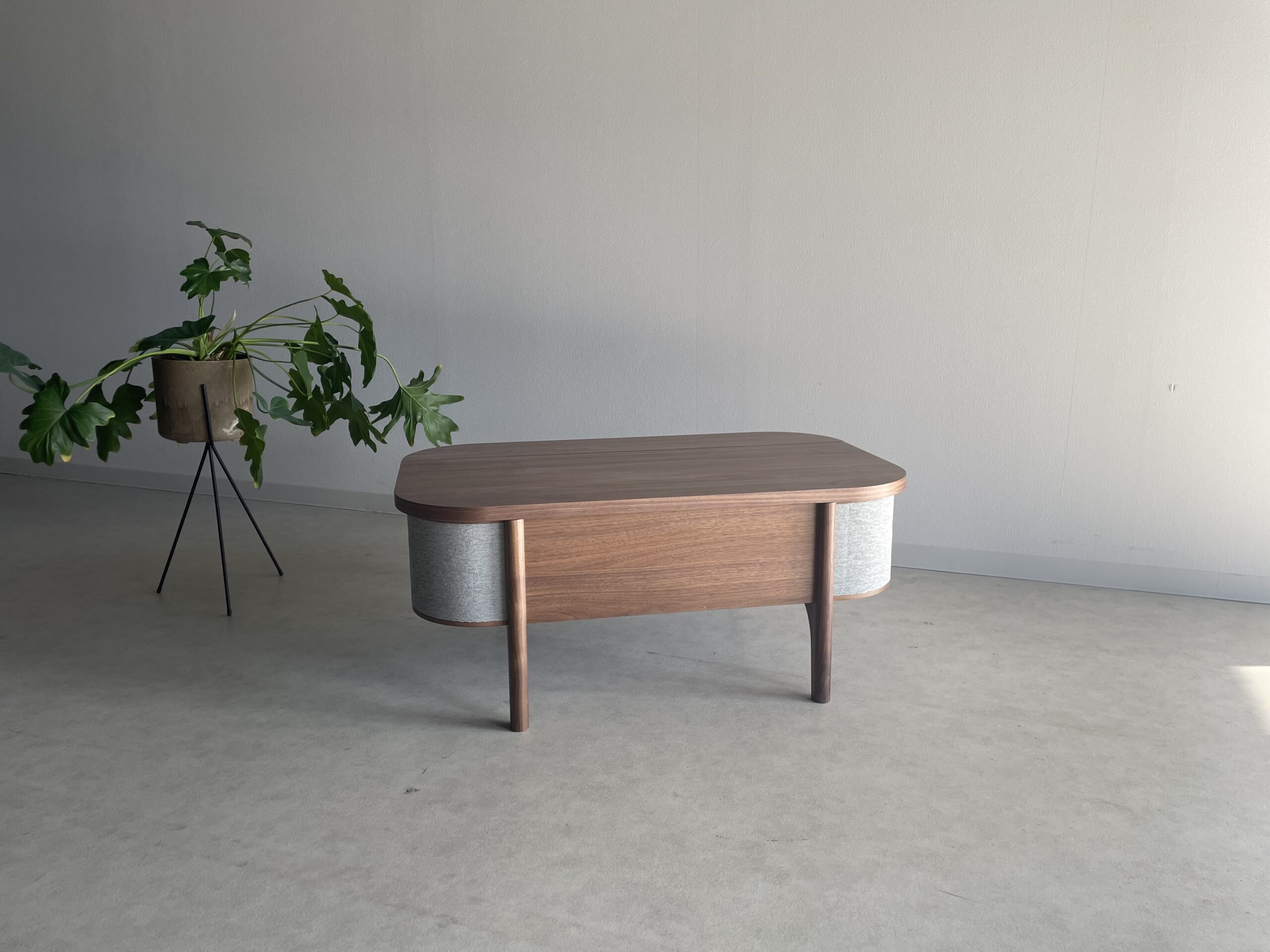 Froun(フロウン)リビングテーブル