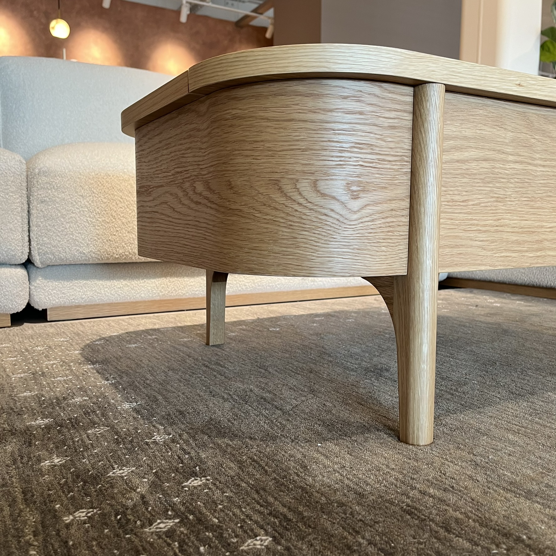 Froun(フロウン)リビングテーブル