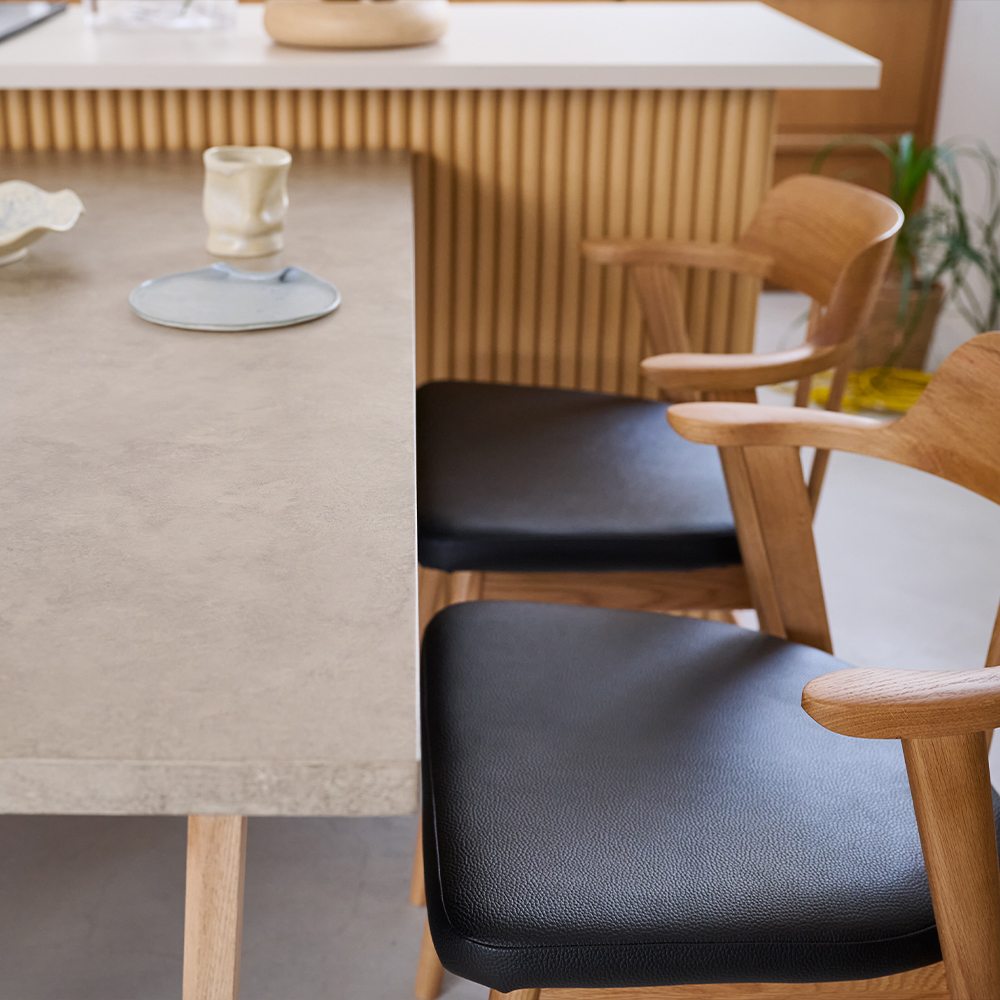 ウィルティック マティエラ塗装 ダイニングテーブル （横幅160 x 奥行85 cm） BE