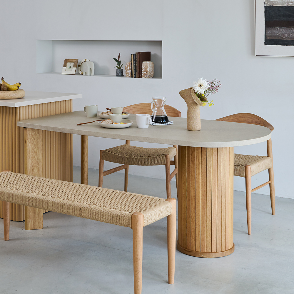 ウィルティック ハーフラウンド マティエラ塗装 ダイニングテーブル