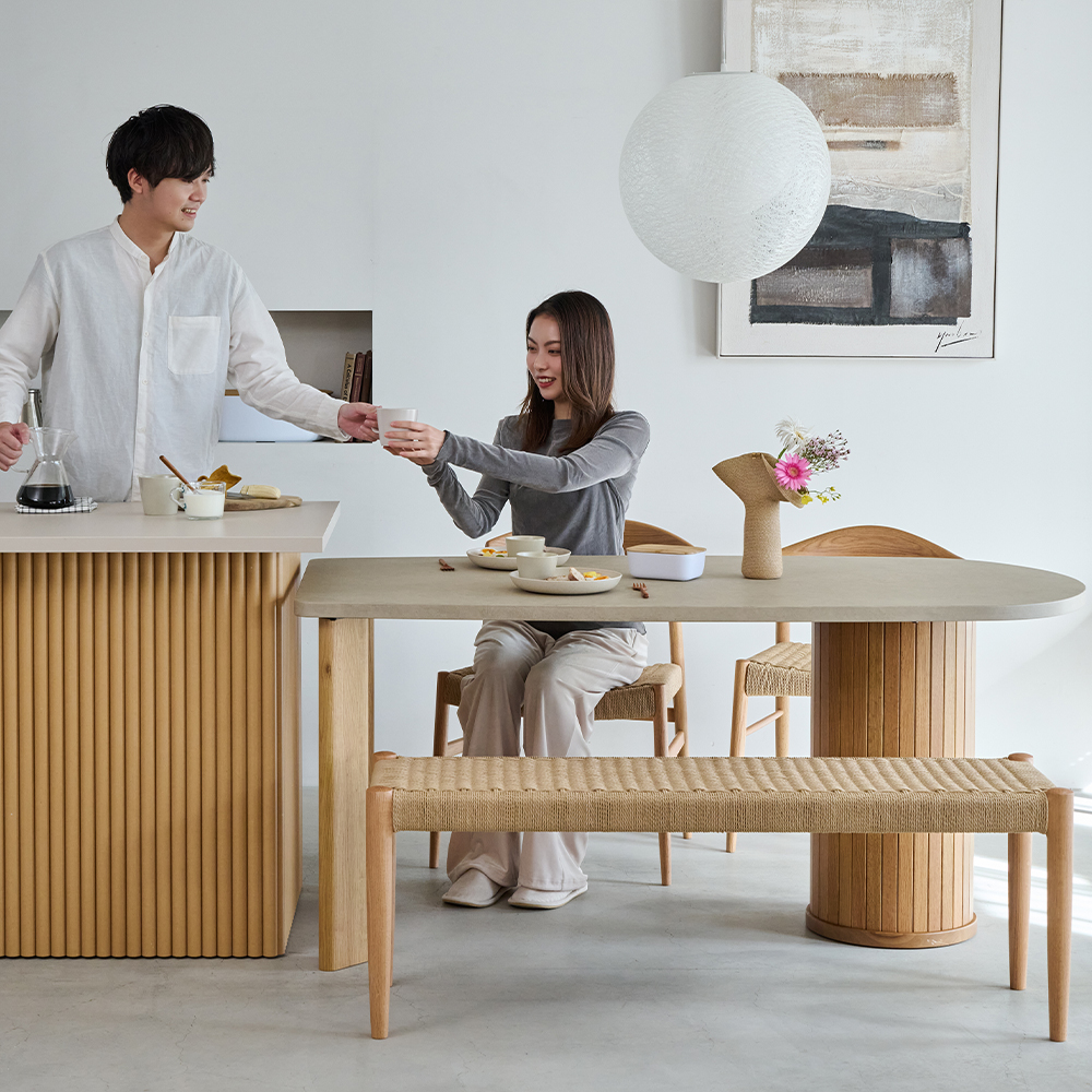 ウィルティック ハーフラウンド マティエラ塗装 ダイニングテーブル