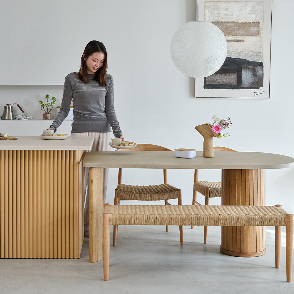 ウィルティック ハーフラウンド マティエラ塗装 ダイニングテーブル